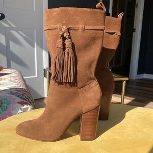 Vince Camuto Brown Suede Tassel Boots Sz 9